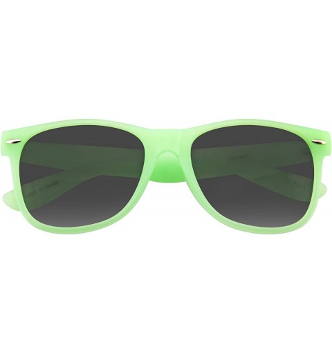Square Sunglasses Retro Fashion Translucent Color Horned Rim Sunglasses - Green - CF18TGAN7ID $18.69