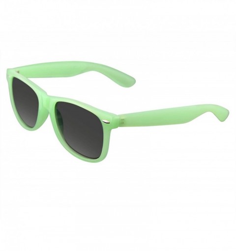 Square Sunglasses Retro Fashion Translucent Color Horned Rim Sunglasses - Green - CF18TGAN7ID $12.12